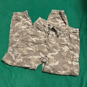 Camo cargo joggers